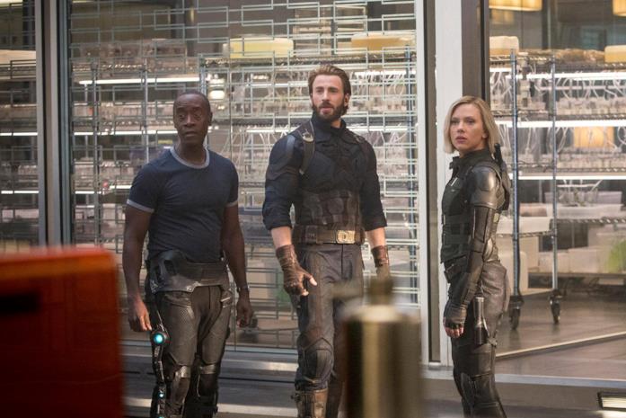 Capitan America, War Machine e Vedova Nera in Avengers: Infinity War Chris Evans, Scarlett Johansson e Don Cheadle in una scena di Avengers: Infinity War