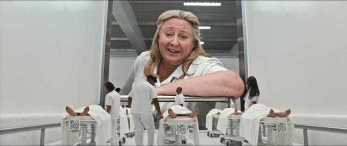 Downsizing: il personale medico che si occupa della miniaturizzazione Downsizing: il personale medico