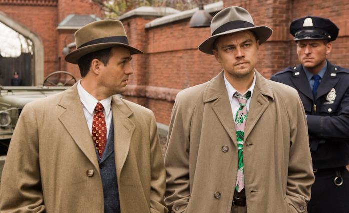 Mark Ruffalo e Leonardo DiCaprio in una scena del film