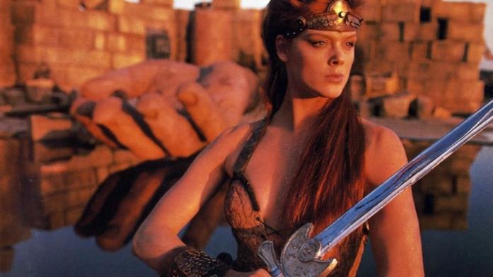 Brigitte Nielsen nelle vesti di Red Sonja Brigitte Nielsen in Yado