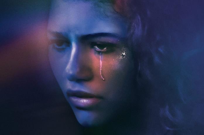 Un primo piano di Zendaya in un'immagine promo di Euphoria