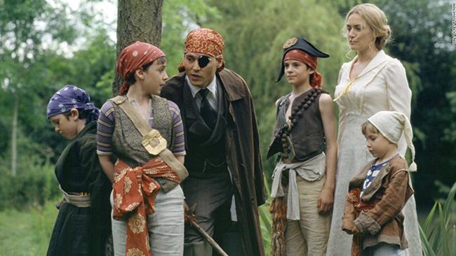 Johnny Depp, Kate Winslet e i piccoli attori protagonisti di Neverland - Un sogno per la vita