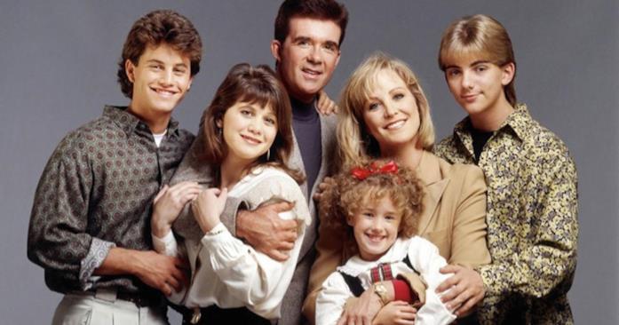 Papà Jason e i suoi tre figli in una foto di qualche anno fa Alan Thicke e cast Genitori In Blue Jeans