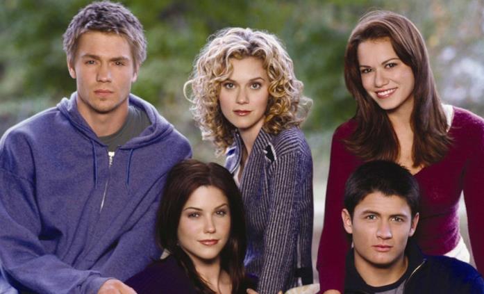 Il primo cast principale della serie One Tree Hill