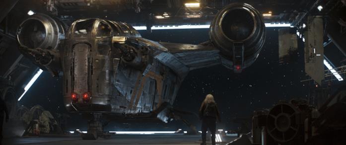Uno sguardo dentro l'astronave di The Mandalorian nella fantastica ricostruzione di un fan Mark Boone in una scena del Capitolo 6 di The Mandalorian