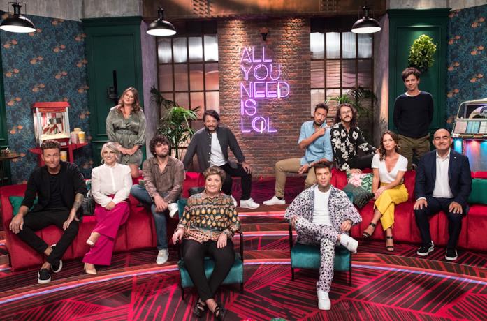 Il cast della prima stagione di LOL: Chi ride è fuori