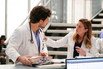 DeLuca e Meredith in una scena di Grey's Anatomy 16