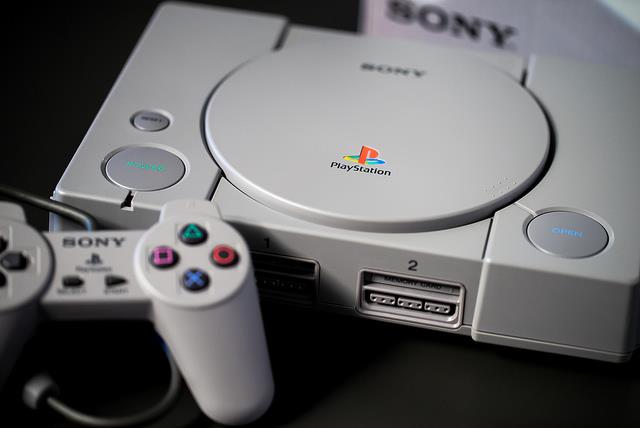 L'originale PlayStation del 1994