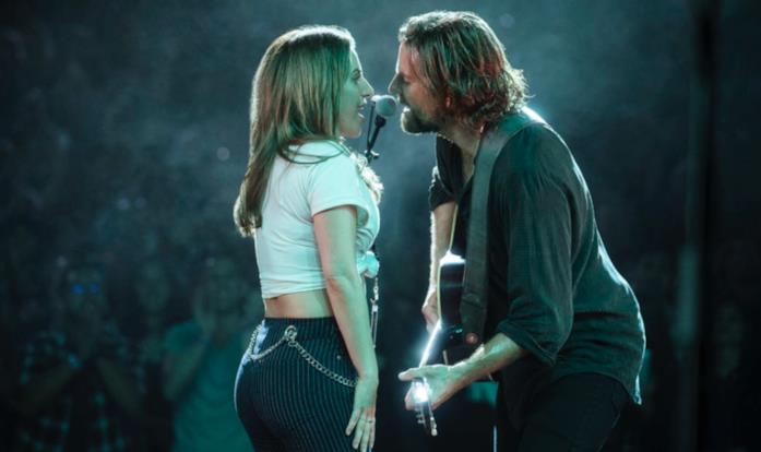 A Star is Born Una scena sul palco di A Star is Born in GIF