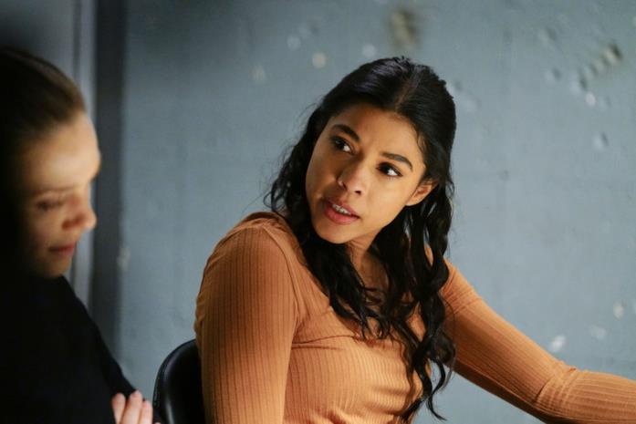 Lisseth Chavez nei panni di Vanessa Rojas Vanessa Rojas durante un interrogatorio nella centrale di polizia