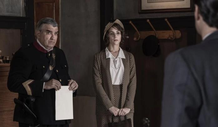 Il cast de Il Commissario Ricciardi Maria Vera Ratti è la dolce Enrica