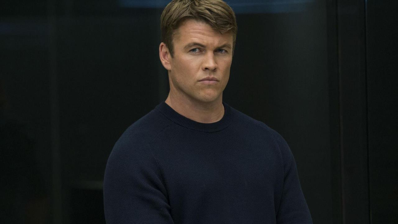 Un infortunio a Luke Hemsworth ha cambiato la terza stagione di Westworld: "pensavo di venire licenziato" Un infortunio a Luke Hemsworth ha cambiato la terza stagione di Westworld: "pensavo di venire licenziato"