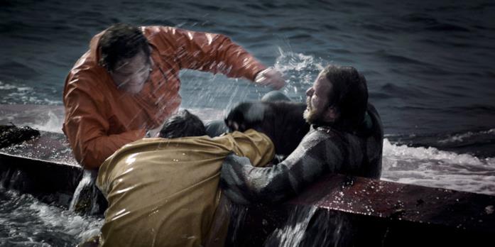 I tre sopravvissuti subito dopo il naufragio The Deep: i tre sopravvissuti subito dopo il naufragio