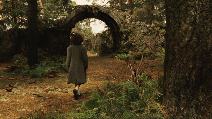 Ofelia Ofelia entra nel labirinto nel bosco