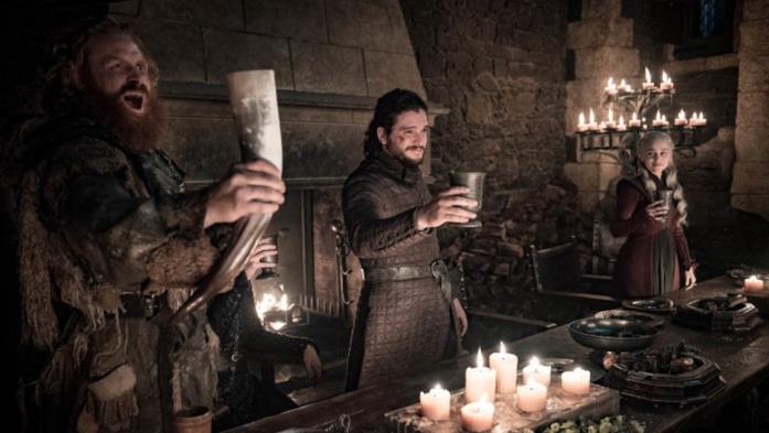 Tormund, Jon e Daenerys in Game of Thrones 8