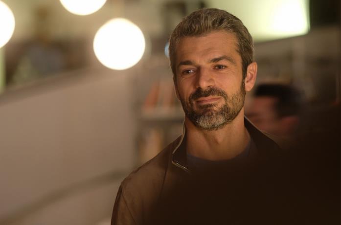 Luca Argentero in Doc - Nelle tue mani