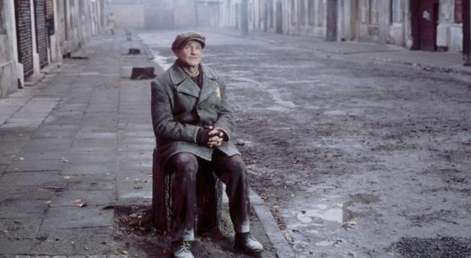 Robin Williams ha recitato nel film Jakob il bugiardo Un'immagine del film Jakob il bugiardo