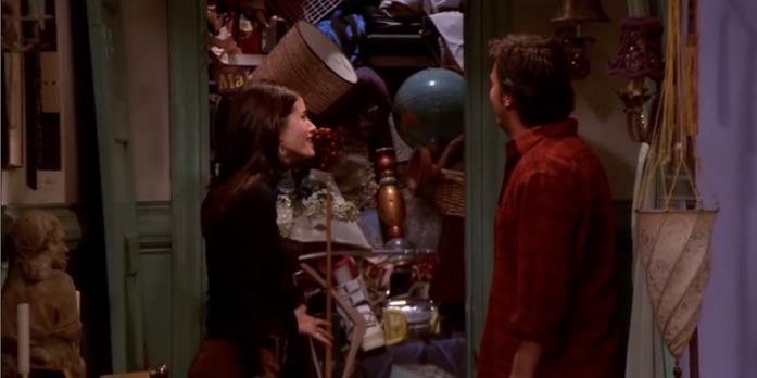 Il camerino dietro la porta verde Courteney Cox e Matthew Perry in Friends