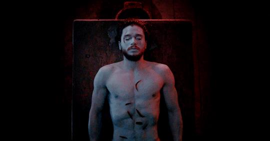 Game of Thrones: perché il Signore della Luce voleva che Jon Snow tornasse in vita? Jon Snow risorge grazie al Signore della Luce