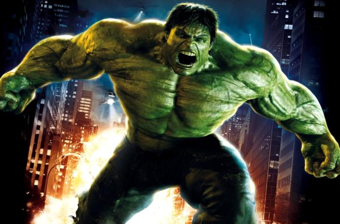 Eric Bana è Hulk in una scena del film