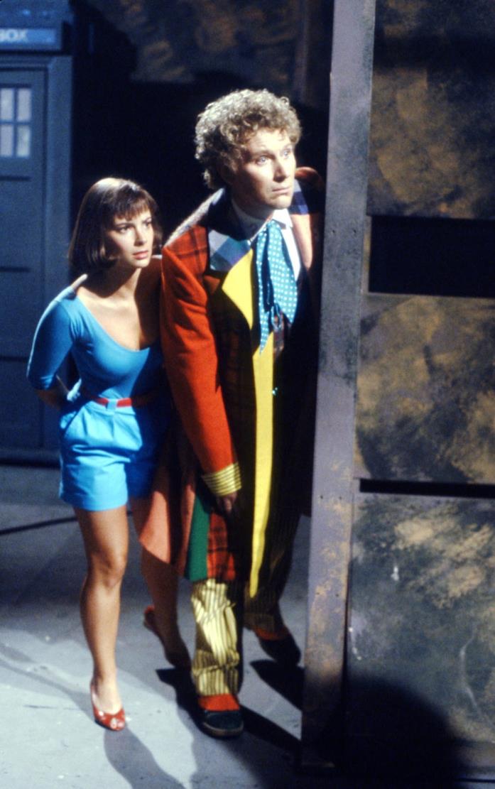 Il sesto Dottore Colin Baker insieme a Nicola Bryant in Doctor Who