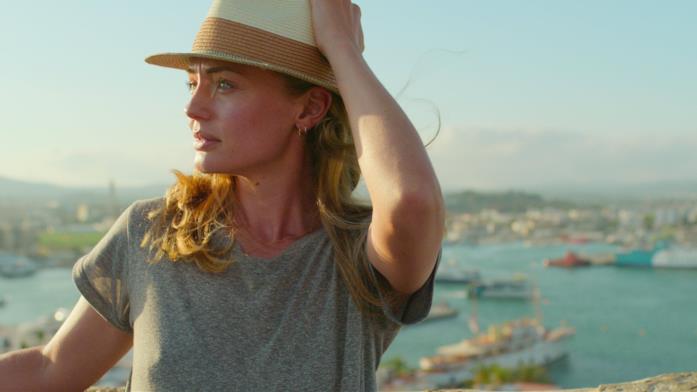 White Lines, la protagonista Zoe Laura Haddock in White Lines