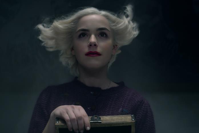 Sabrina intrappola il Vuoto nel Vaso di Pandora Sabrina ha la meglio sul Vuoto