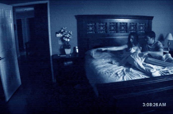 Una delle riprese notturne in Paranormal Activity