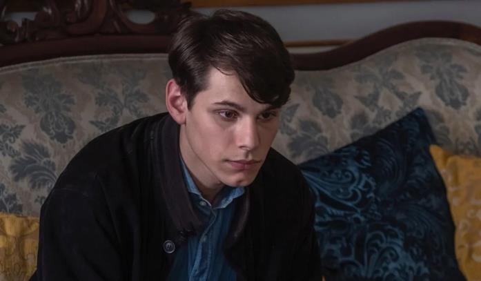 Cast e personaggi della fiction di Rai 1 Mina Settembre Francesco Di Napoli è Gianluca, figlio di Irene legatissimo a Mina