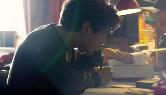 Stefan, protagonista di Black Mirror - Bandersnatch Una scena tratta da Black Mirror: Bandersnatch