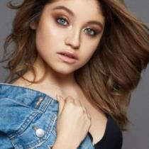 Karol Sevilla