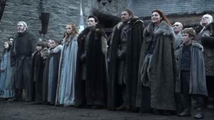 GoT 1x01: gli Stark riuniti Gli Stark riuniti per accogliere Re Robert