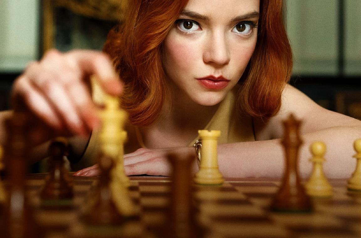 Anya Taylor-Joy è la protagonista de La regina degli scacchi