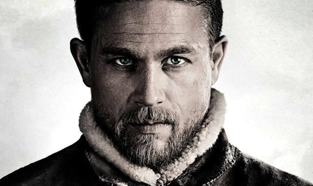 King Arthur - il potere della spada Charlie Hunnam nei panni di Artù