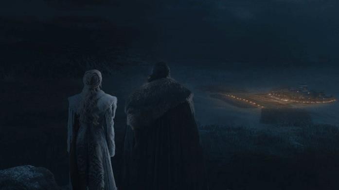 GoT 8x03: Jon e Daenerys GoT 8x03: GoT 8x03: Jon e Daenerys osservano Grande Inverno