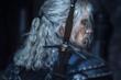 Geralt di Rivia, lo strigo interpretato da Henry Cavill