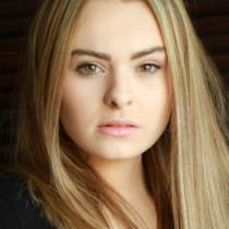 Sydney Wade