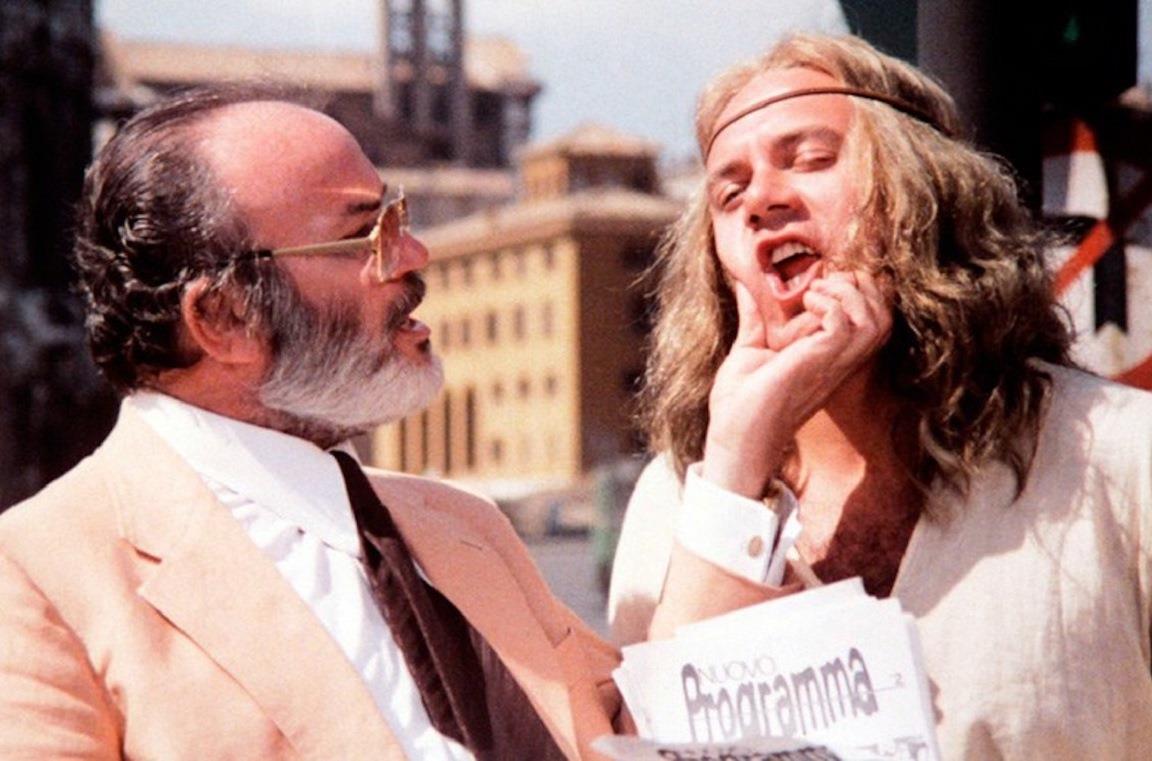 Mario Brega e Carlo Verdone in una scena di Un sacco bello
