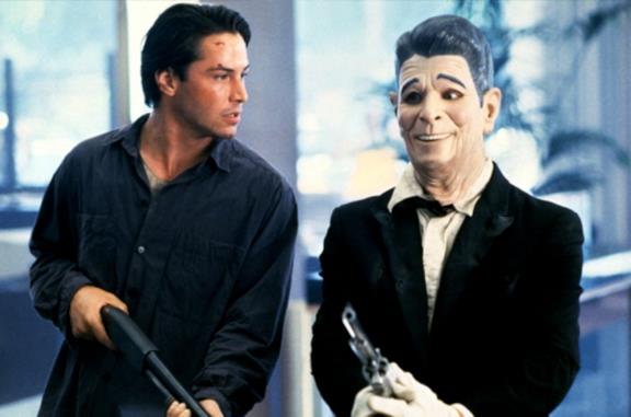 Patrick Swayze e Keanu Reeves in uno scatto dal set