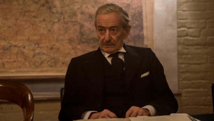 Arthur Neville Chamberlain Arthur Neville Chamberlain nel film Darkest Hour
