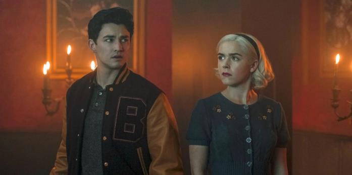 Nick indossa la divisa della Baxter High Nicholas e Sabrina alle prese con il Cosmico nel Capitolo trentatré: Deus ex machina