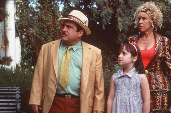 Danny DeVito in una scena di Matilda 6 mitica