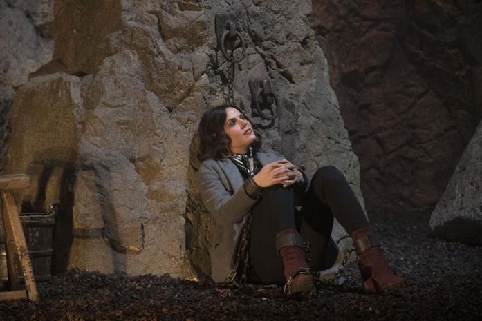 Una scena della serie Regina prigioniera