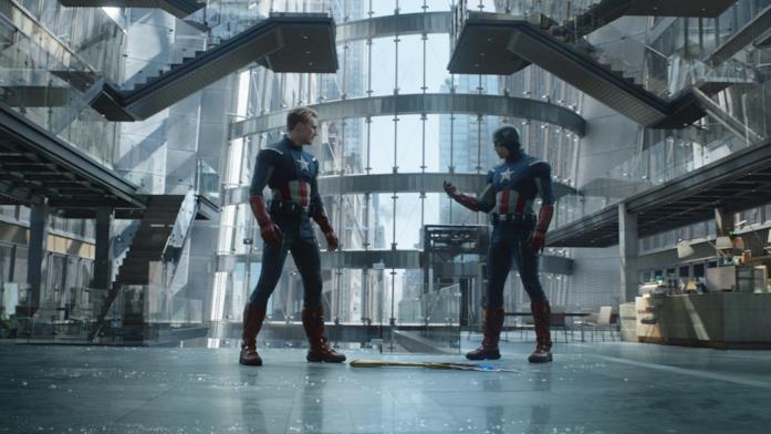 Sarebbe interessante vedere un terzo Capitan America comparire in questa scena... Chris Evans come due Capitan America in Avengers: Endgame