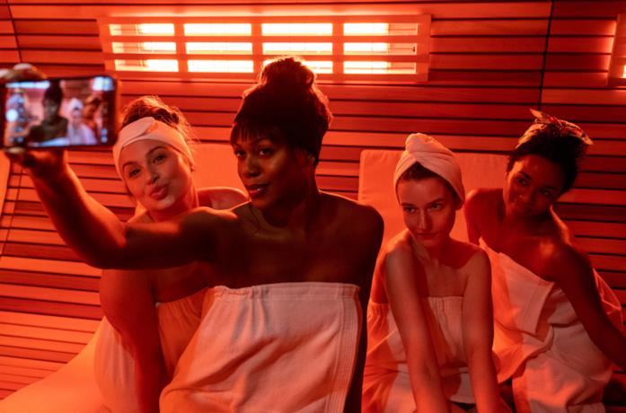 Anna in the sauna with her friends