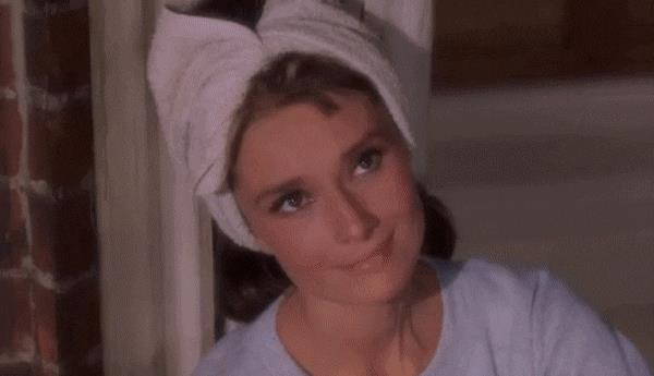 Moon River La scena di Moon River in Colazione da Tiffany