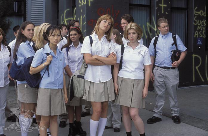 Mandy Moore in Saved! Mandy Moore e le altre studentesse in Saved!
