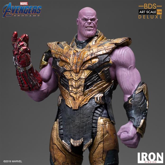 La statua di Thanos di Iron Studios - figura a mezzo busto La statua di Thanos di Iron Studios - mezzo busto