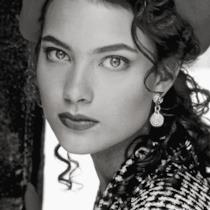 Shalom Harlow