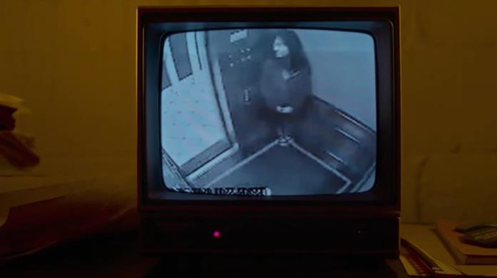 Un fotogramma dal video della sicurezza del Cecil Hotel con Elisa Lam Elisa Lam nel video delle telecamere di sicurezza dell'hotel, come presentato nella docuserie Netflix